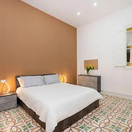 Appartement Traditional 3 Bedroom With Hot Tub