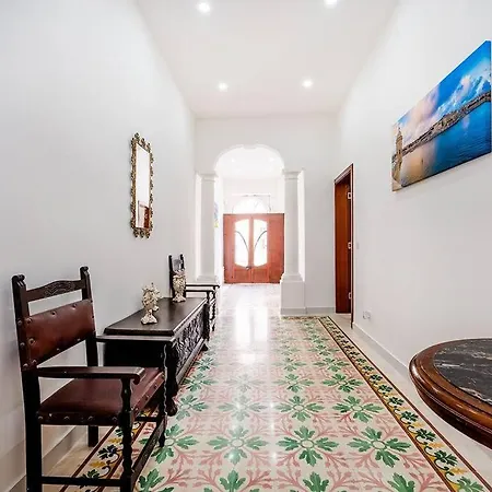 Appartement Traditional 3 Bedroom With Hot Tub *